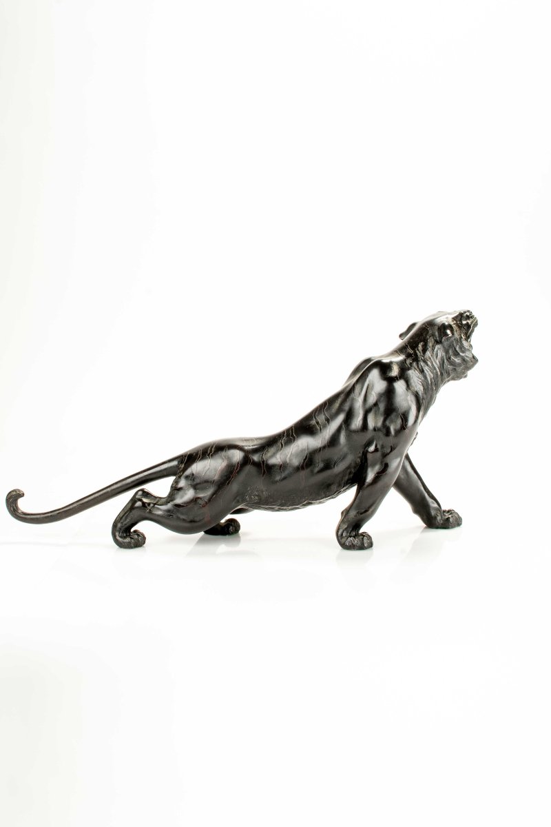 A Patinated Bronze Okimono Of A Roaring Tiger, Signed Maruki Company And Atsuyoshi-photo-3