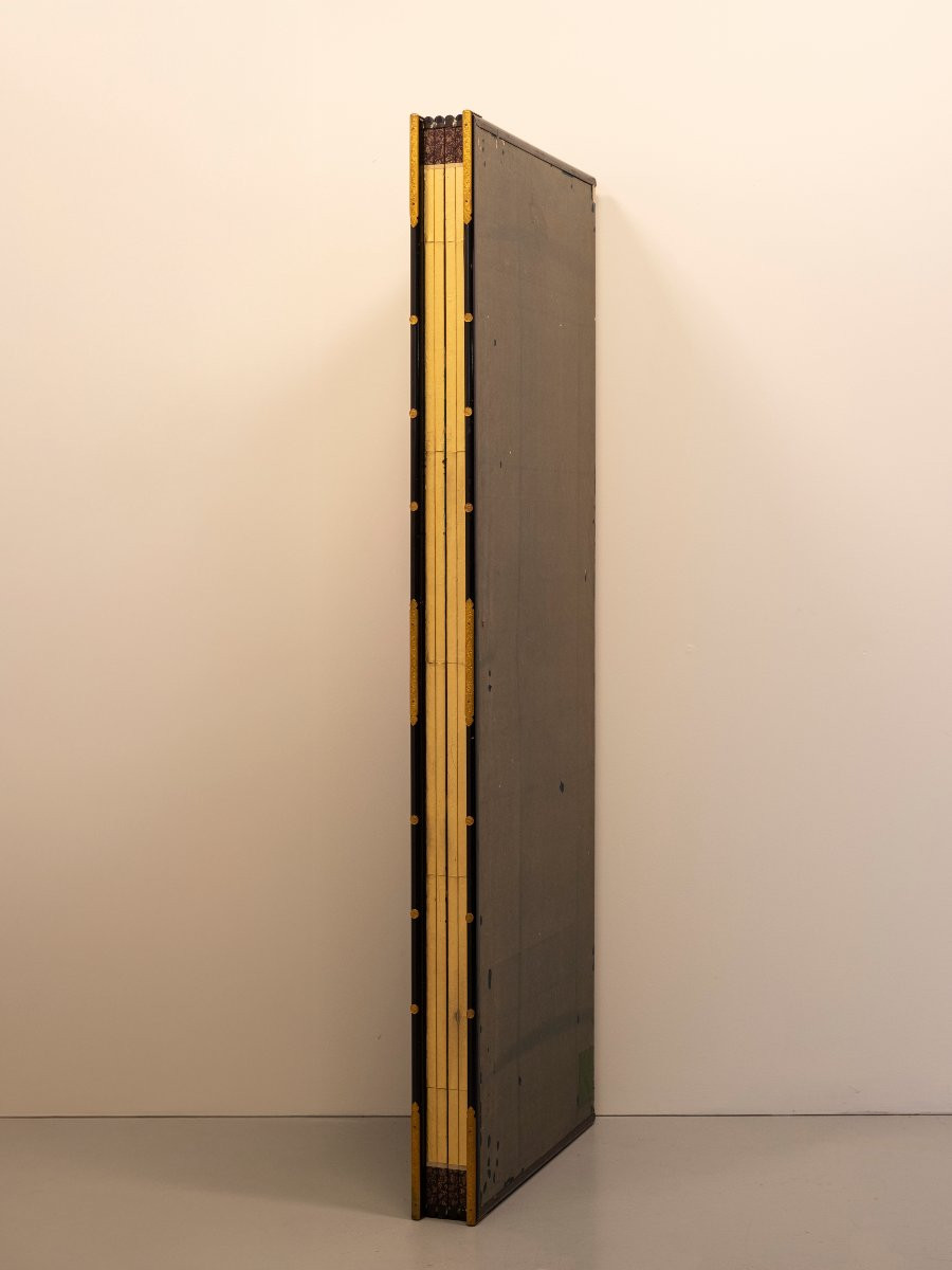 Paravent à six panneaux avec pins sous le soleil rouge-photo-7