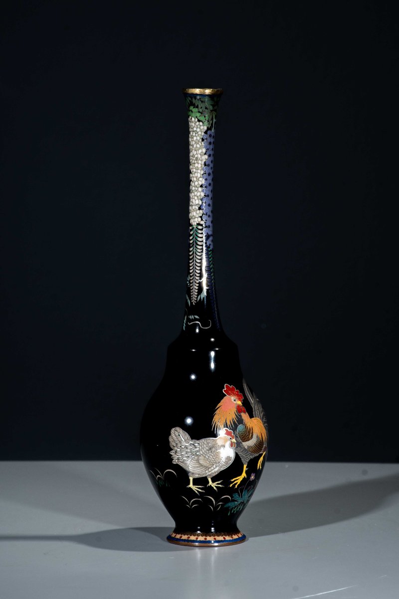 Vase japonais en cloisonné avec coq et poule sur fond bleu foncé-photo-4