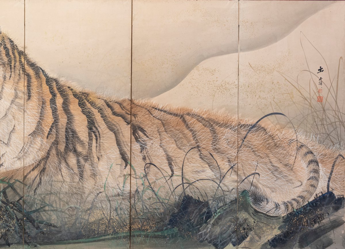 A Six-panel Screen Depicting A Majestic Tiger-photo-3