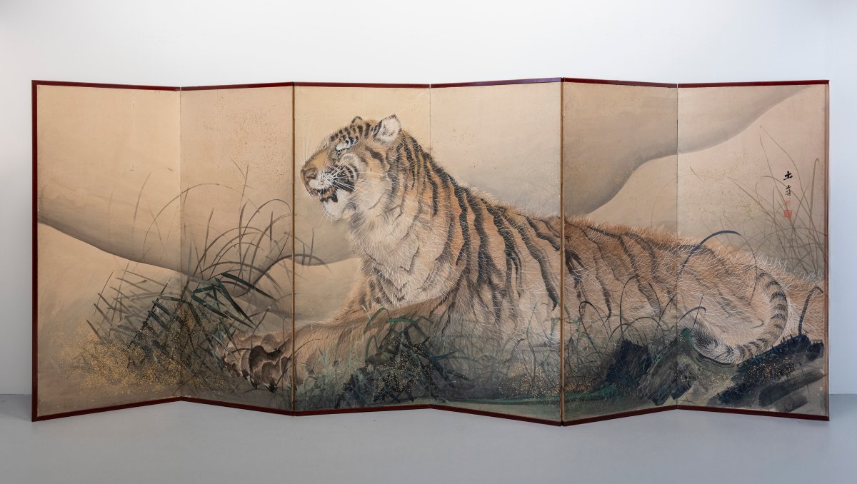 A Six-panel Screen Depicting A Majestic Tiger-photo-6