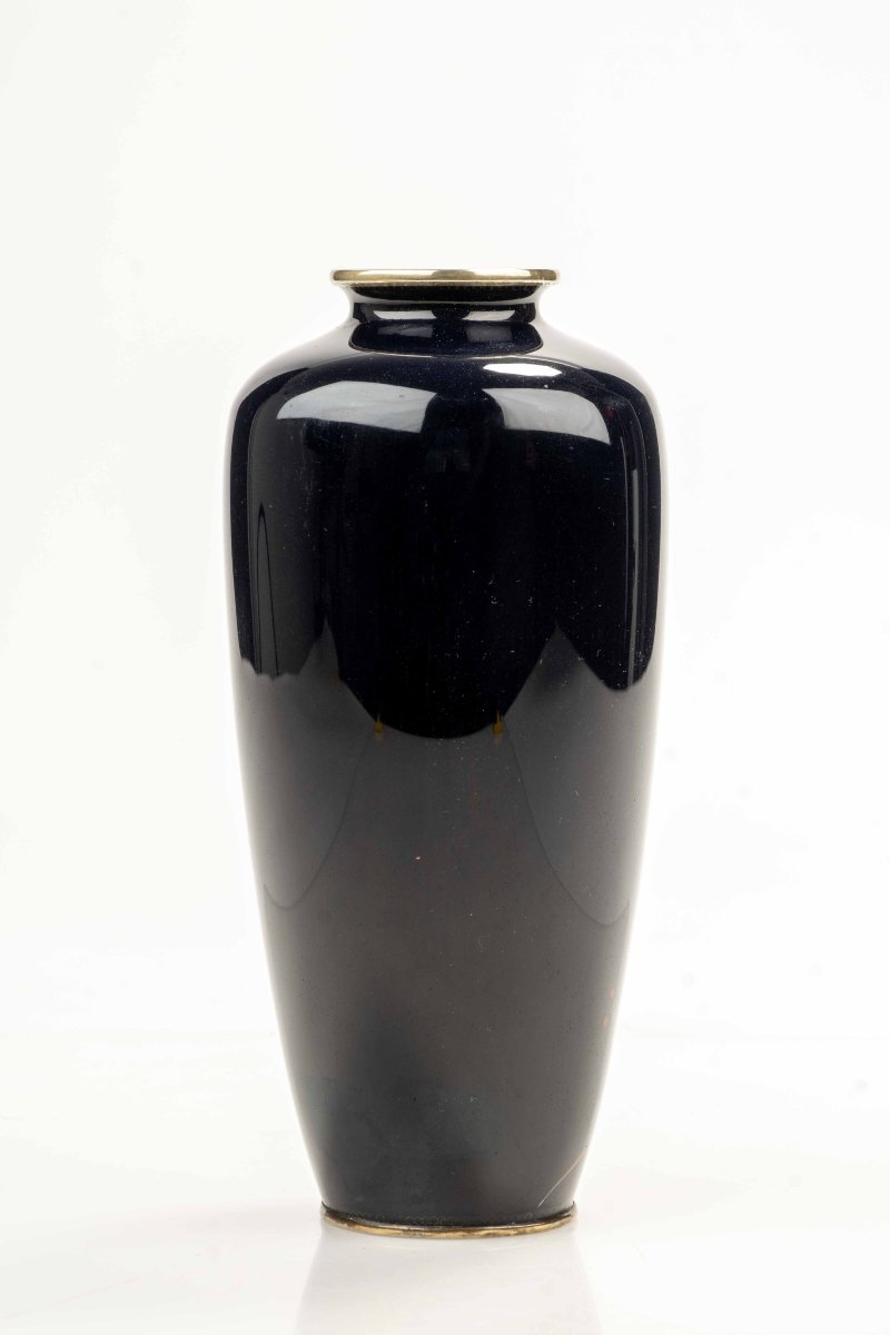 A Cloisonné Vase Decorated With A Crane Along The Banks Of A Watercourse-photo-2