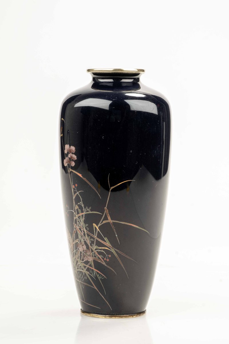 A Cloisonné Vase Decorated With A Crane Along The Banks Of A Watercourse-photo-3