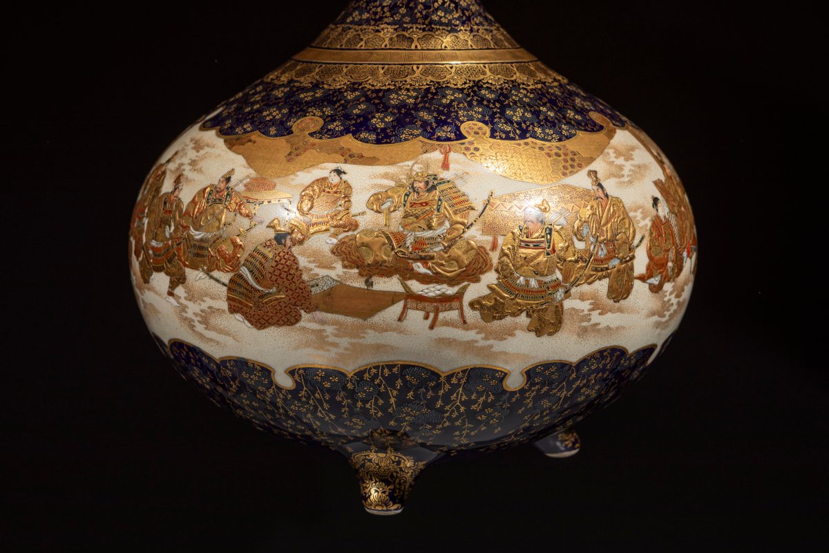 Grand vase Satsuma avec scènes de samouraïs, signé Kinkozan-photo-2