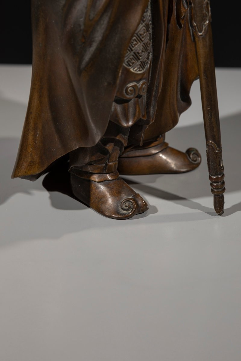 A Tokyo School Bronze Okimono Depicting Guan Yu-photo-7