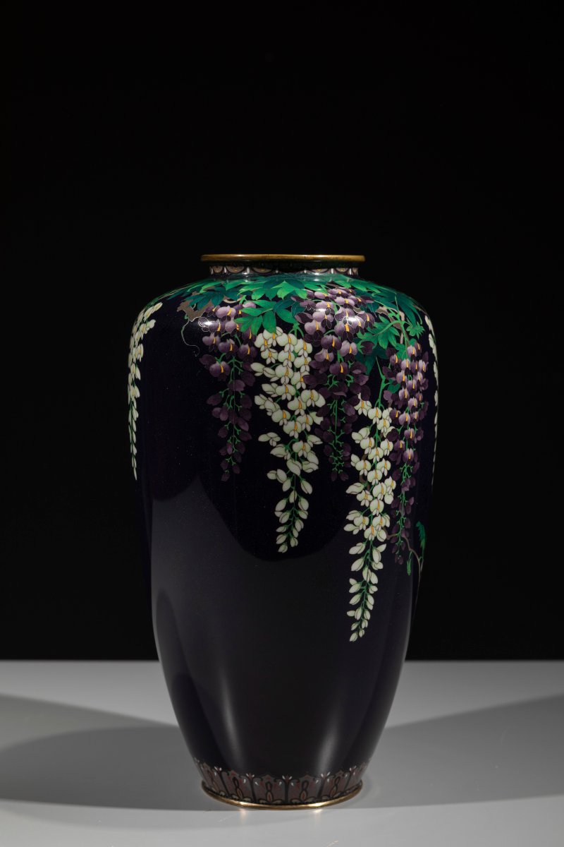 A Silver Wire Cloisonné Vase With Wisteria On A Midnight Blue Ground, Signed Ota Hyozo-photo-2
