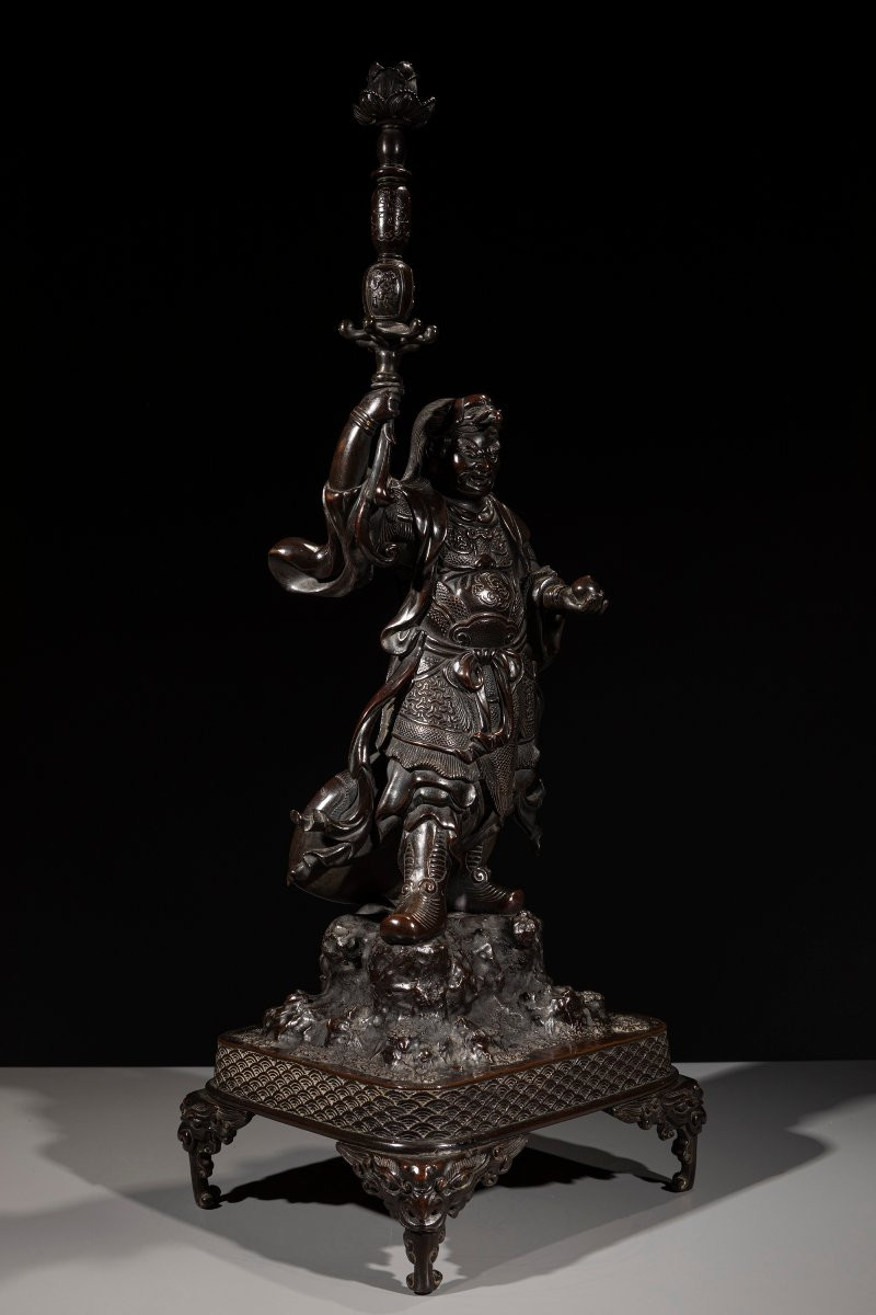 Grande sculpture japonaise en bronze représentant Bishamonten-photo-1