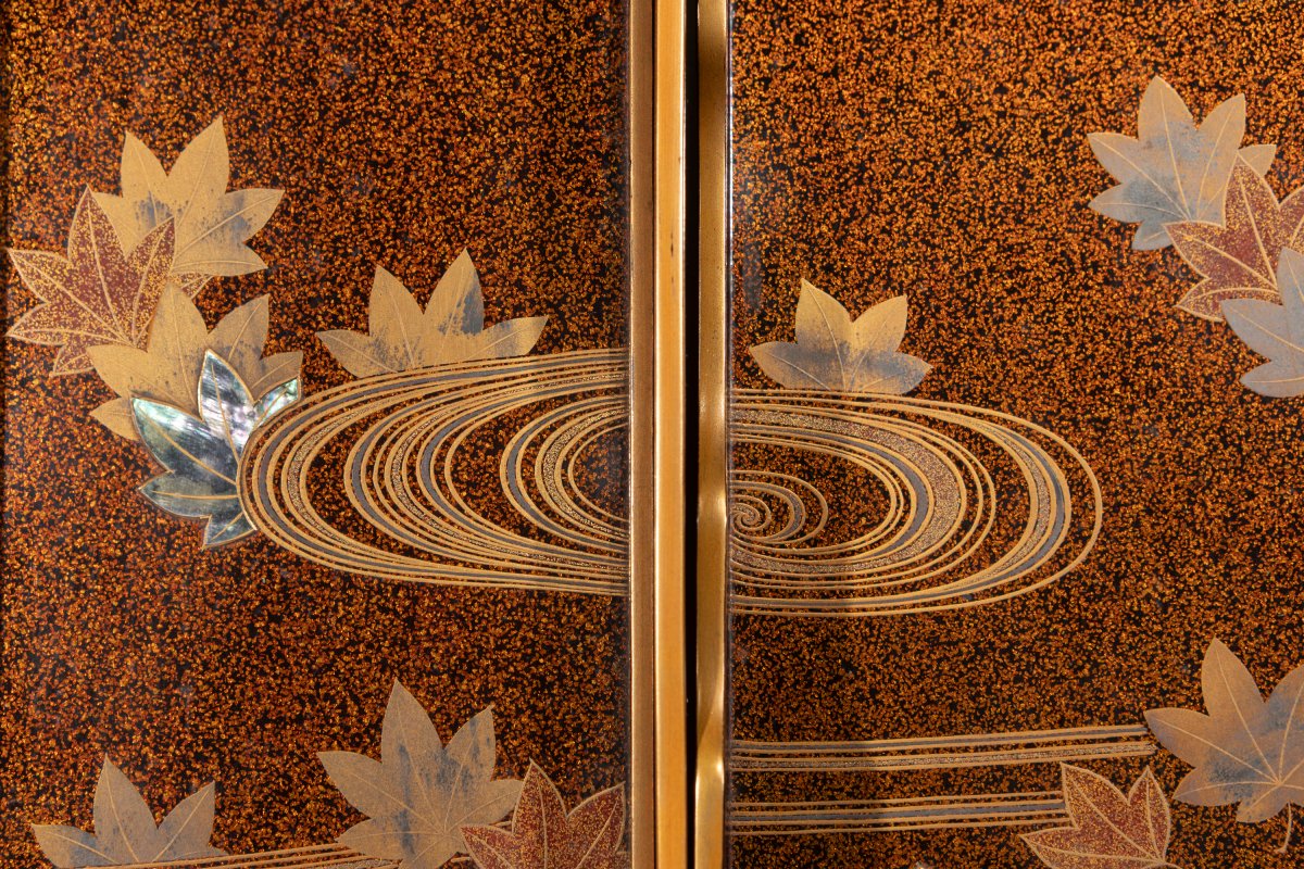 A Maki-e Lacquer Suzuribako With Peonies And Irises On A Black Ground-photo-4