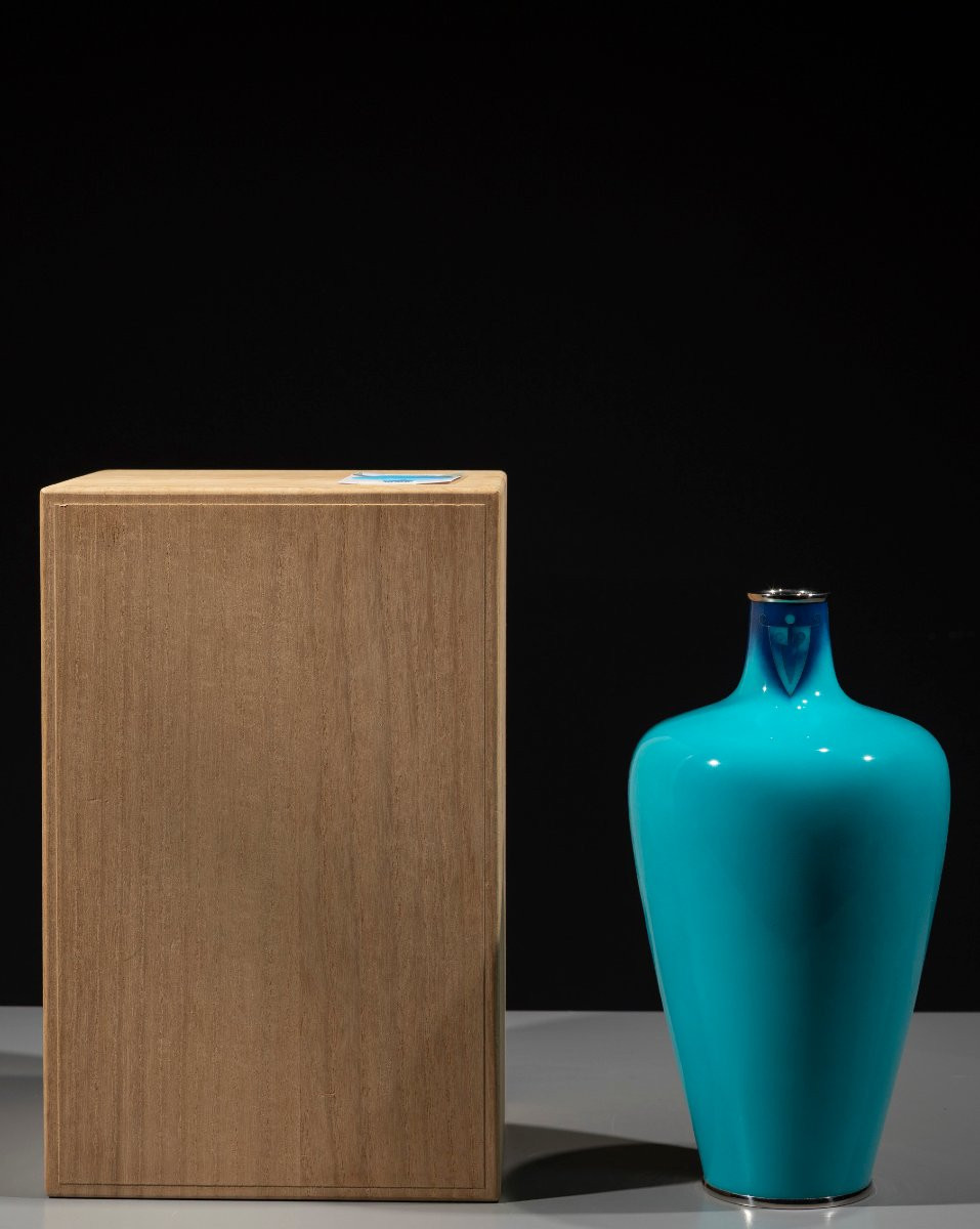 A Cloisonné Amphora-shaped Vase With Turquoise Ground, Signed Ando Company-photo-4