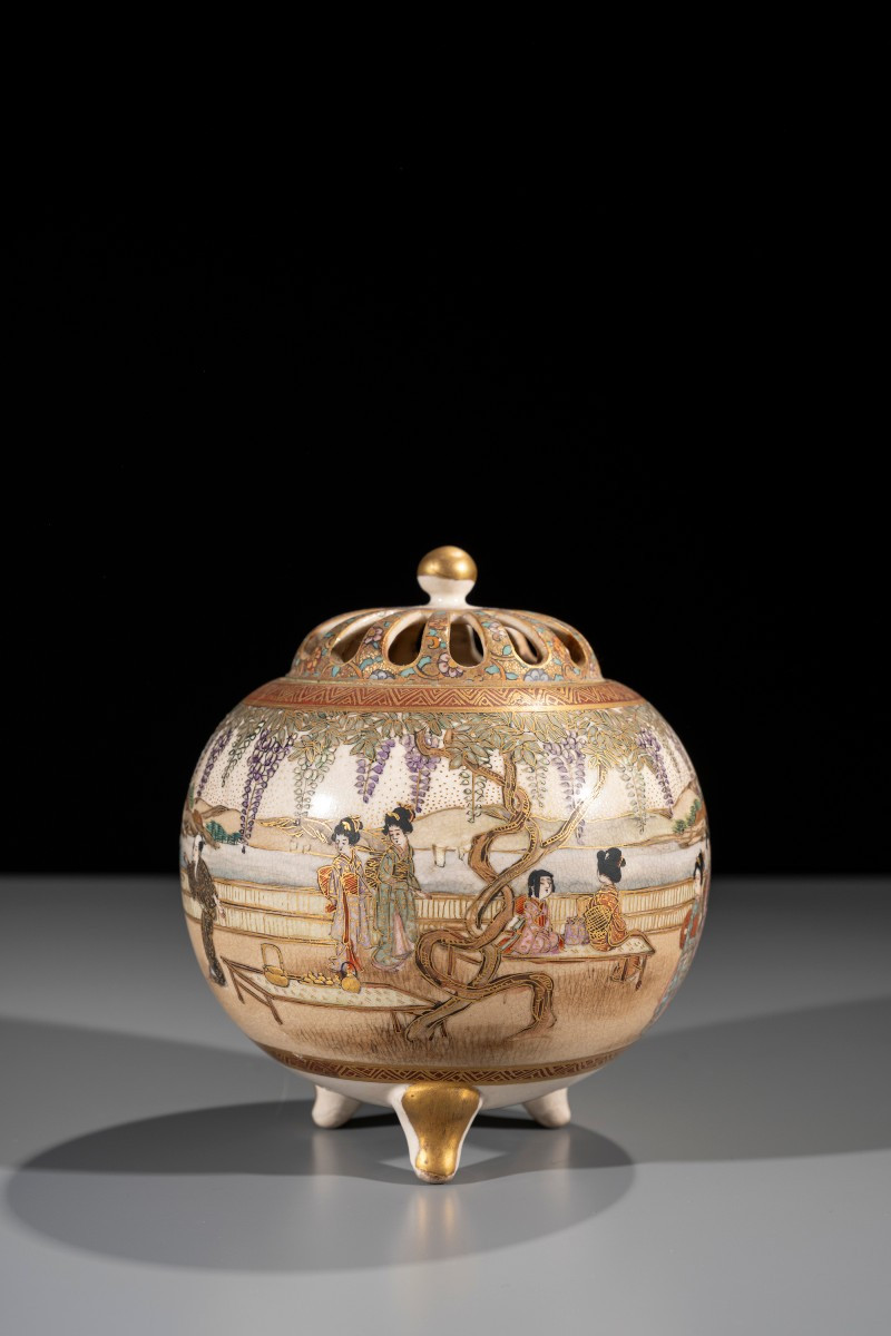 A Satsuma Ceramic Koro With Figures And Geisha, Signed Kinkozan