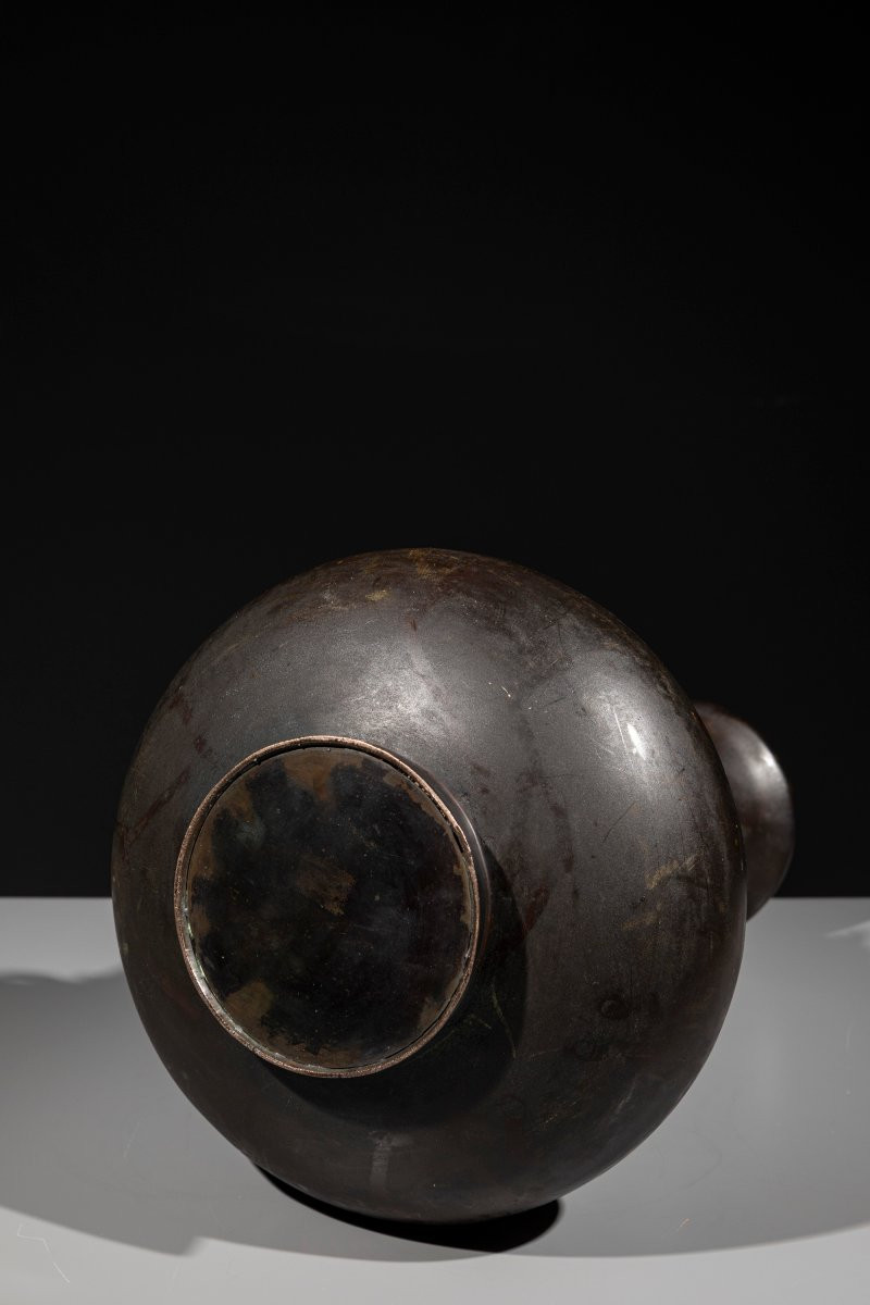 A Bronze Vase Decorated With A Relief Dragon (ryū)-photo-5