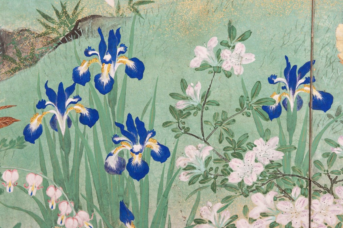 An Eight-panel Silver-leaf Folding Screen Depicting A Spring Scene-photo-1