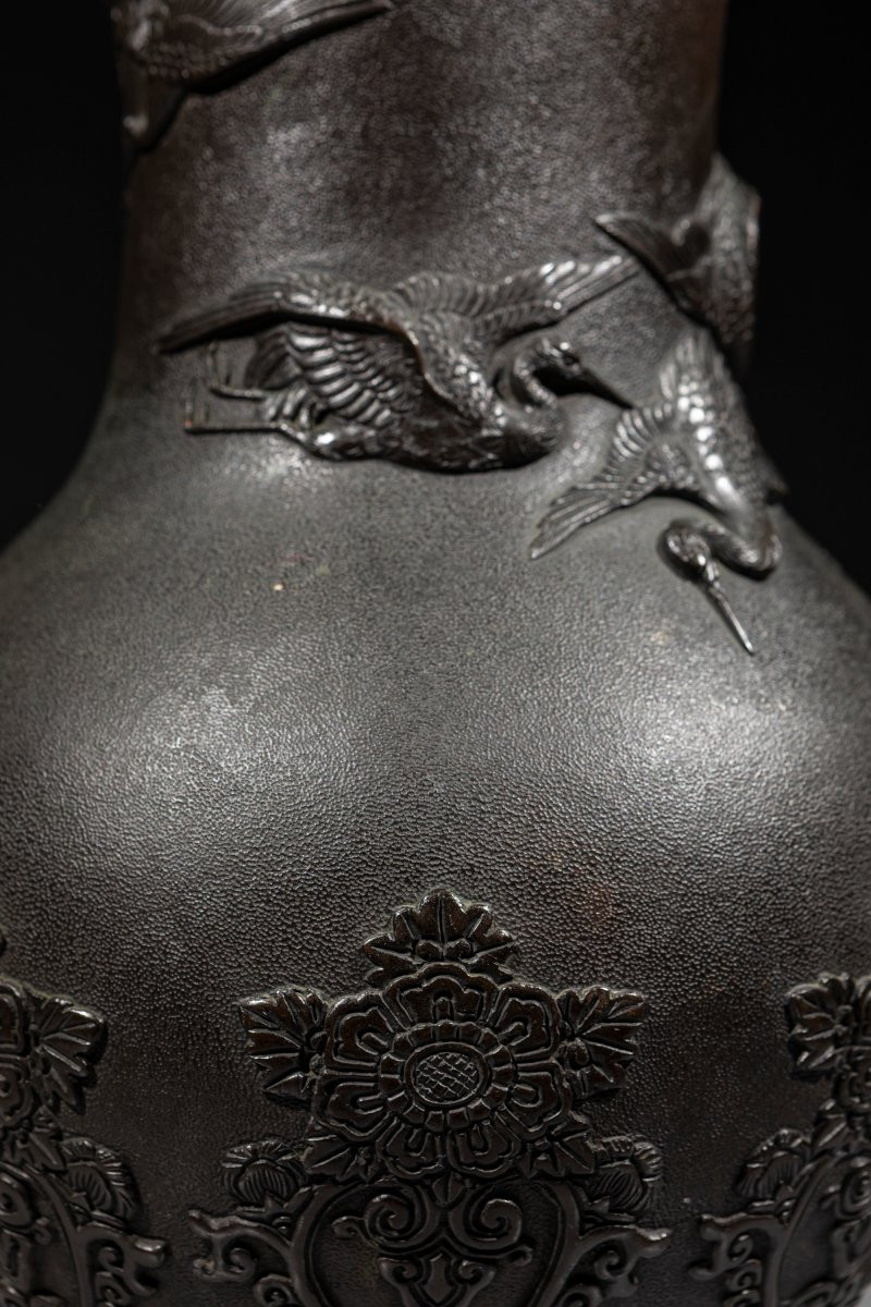 A Bronze Vase With Manchurian Cranes In Relief, Signed Miyao-photo-5