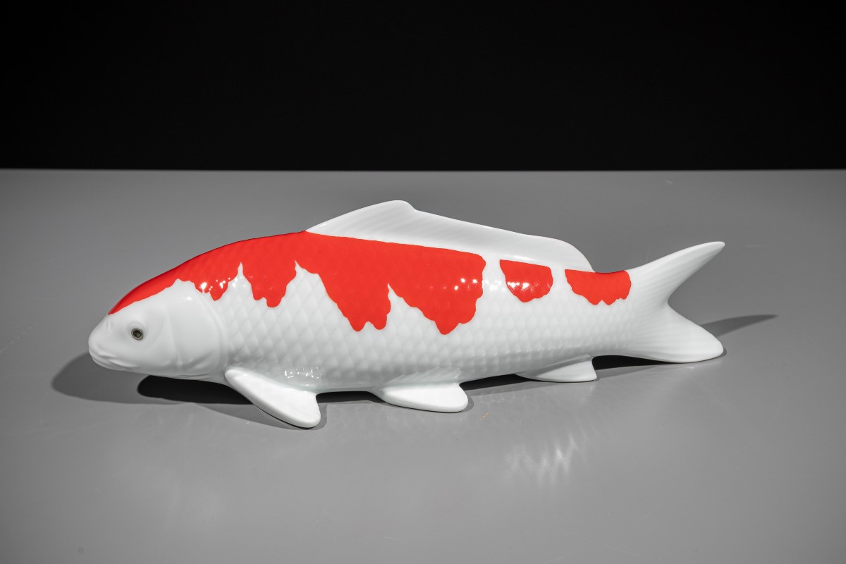 A Porcelain Okimono Of A Red And White Koi Carp-photo-3