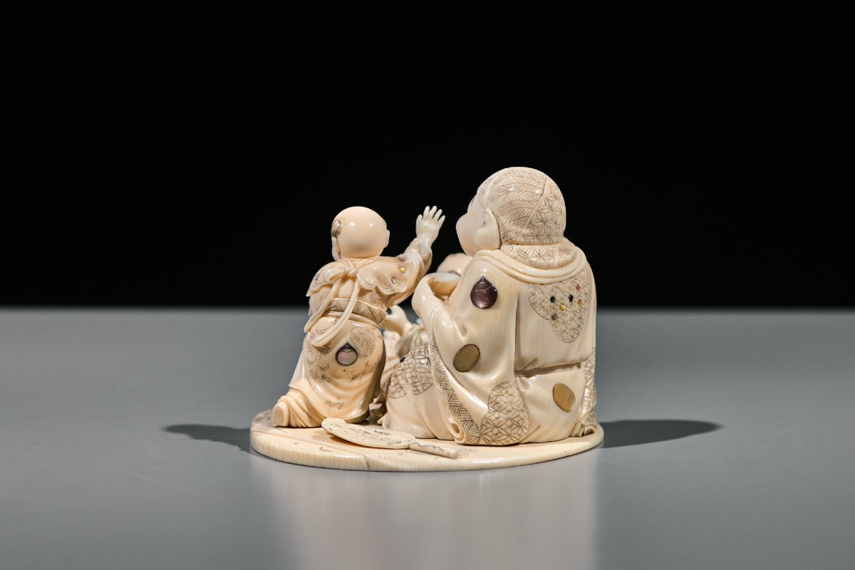 An Ivory And Shibayama Okimono Of Hotei With Karako Signed Gyokuzan-photo-4