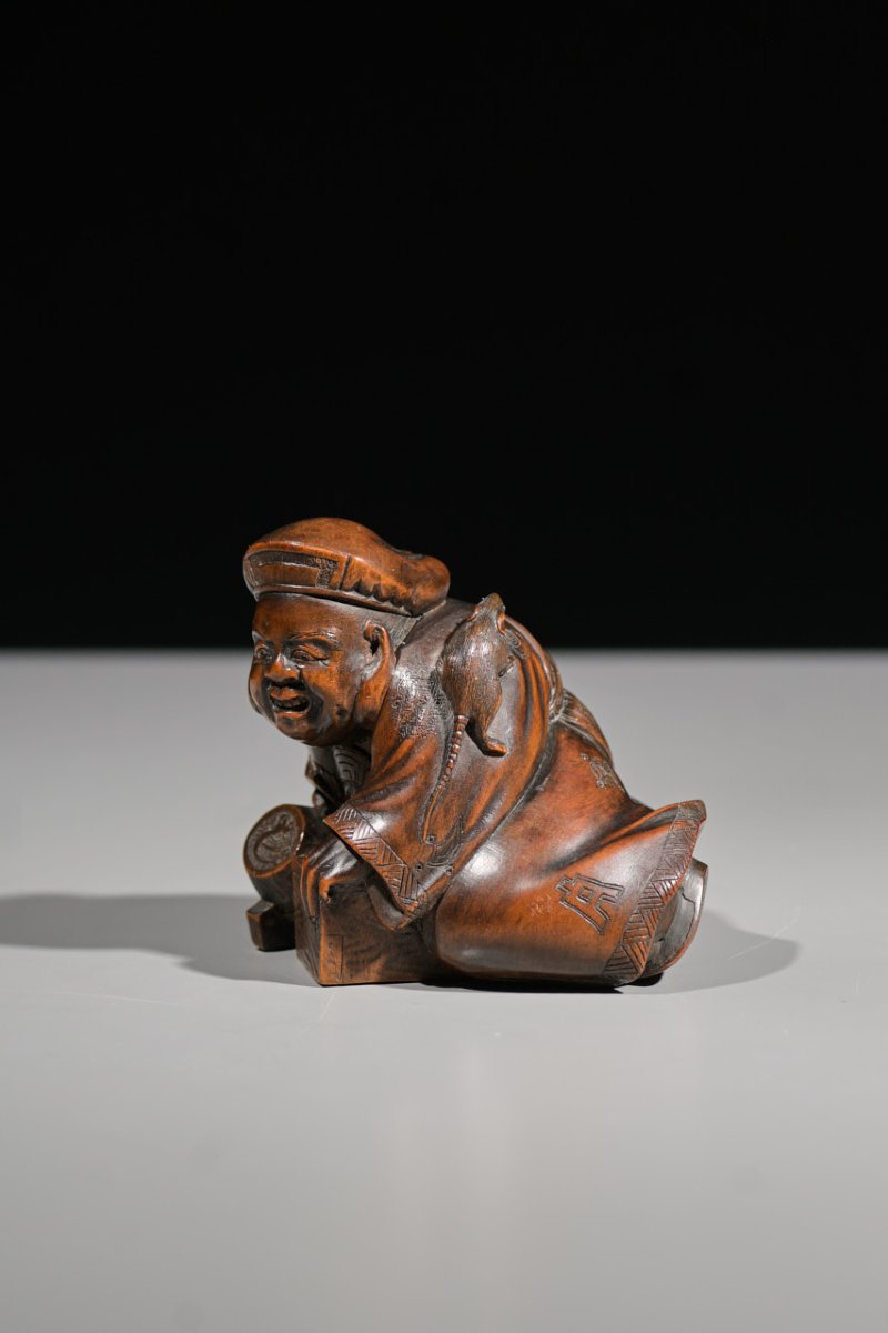 A Boxwood Okimono Of Daikokuten With A Mouse-photo-2