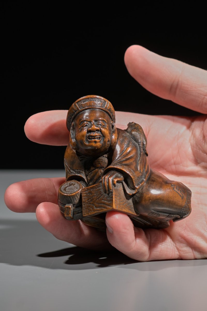 A Boxwood Okimono Of Daikokuten With A Mouse-photo-3