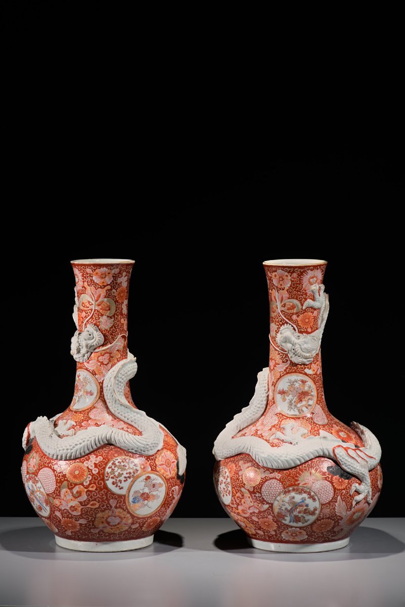 A Pair Of Imari Vases With Relief Dragons, Signed Hichōzan