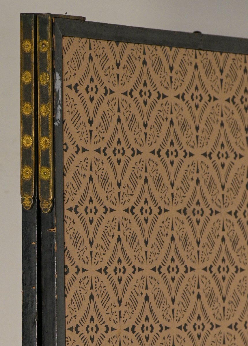 Paravent à deux panneaux à la feuille d’or représentant un couple de faisans sous un cerisier -photo-5