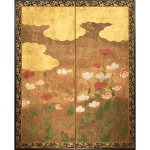 Paravent japonais à deux panneaux décoré de coquelicots sur fond en feuille d’or, École Rinpa