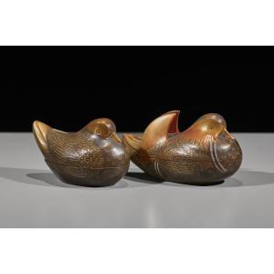 Paire de kōgō en laque en forme de canards mandarins