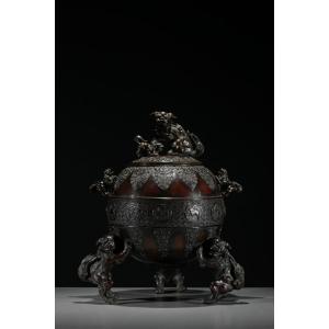 Grand kōro en bronze aux animaux du zodiaque, attribué à Suzuki Masayoshi