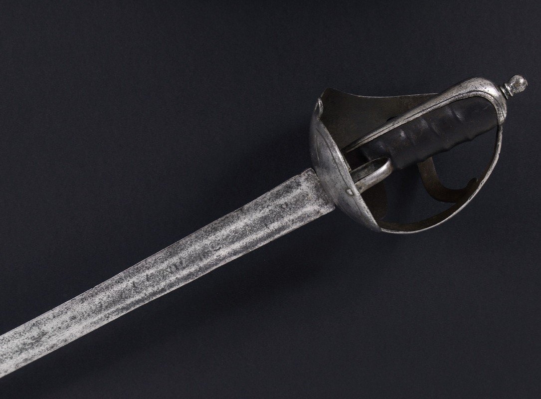 Épée de troupe de dragon. Espagne, Année 1803, modèle du 18ème siècle.-photo-2