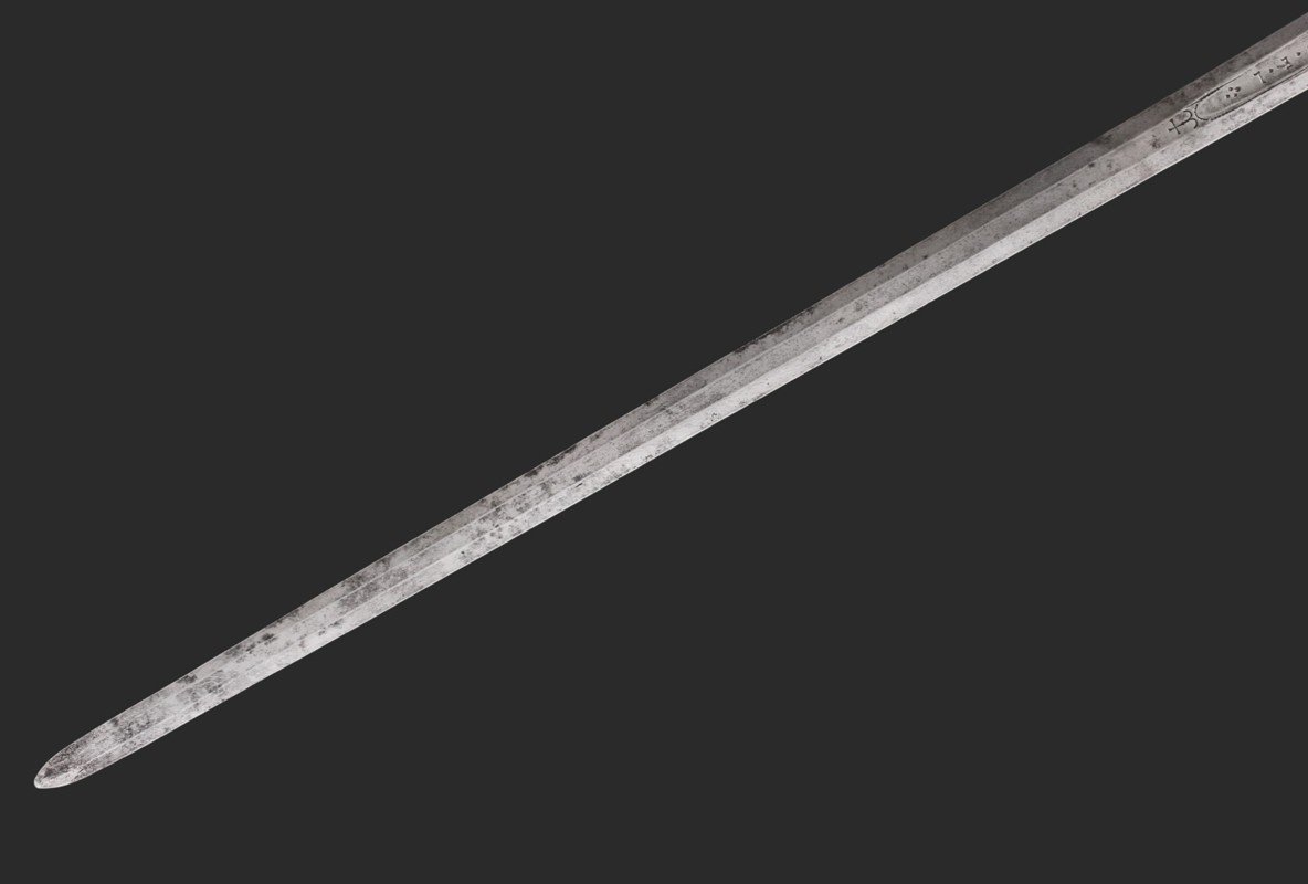 Large Cavalry Sword With Shell Mount (111 Cm). Spain, Circa 1700.-photo-1