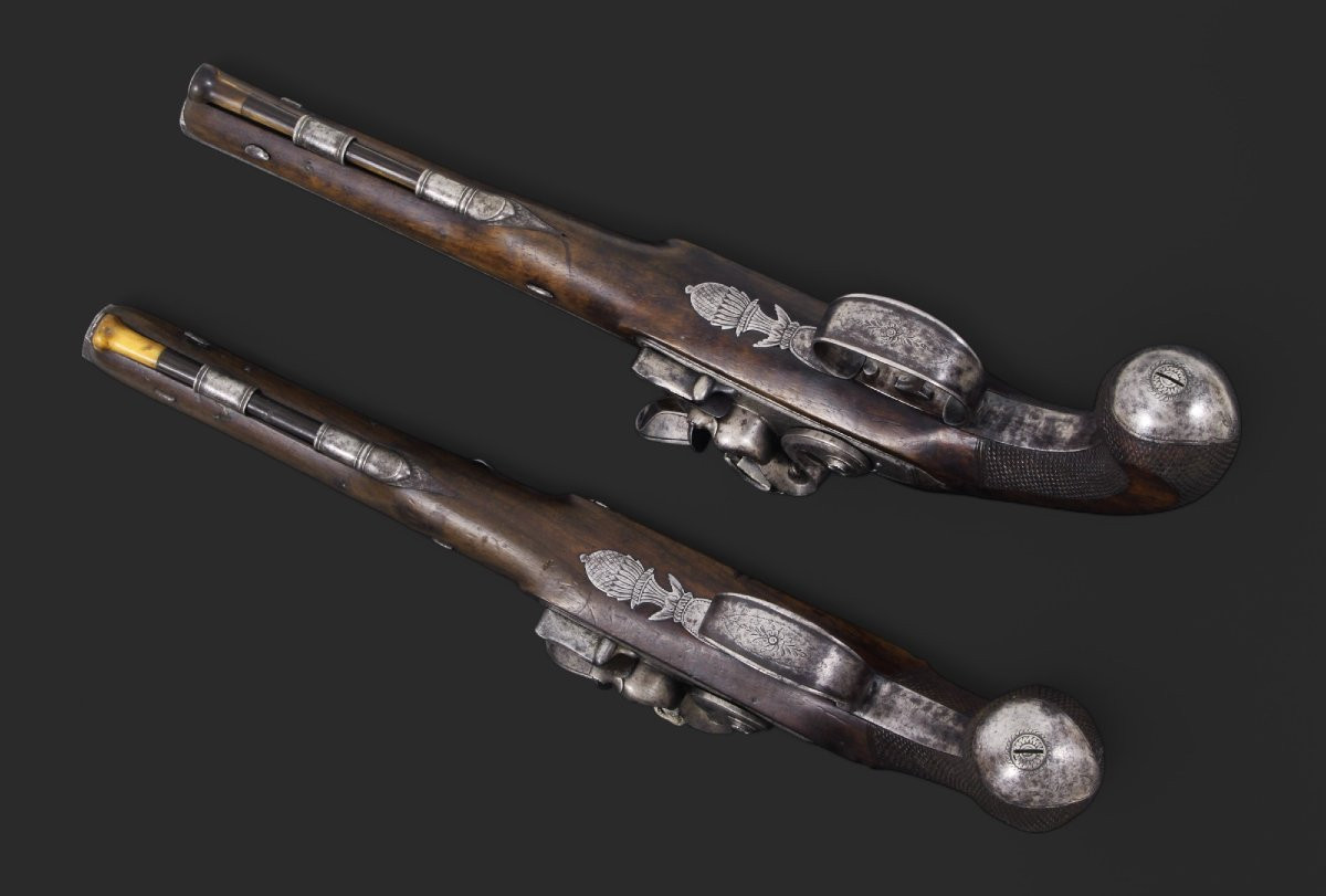 A Cased Pair Of English Flintlock Dueling Pistols, Ketland & Co – London, Circa 1780-1800. -photo-4