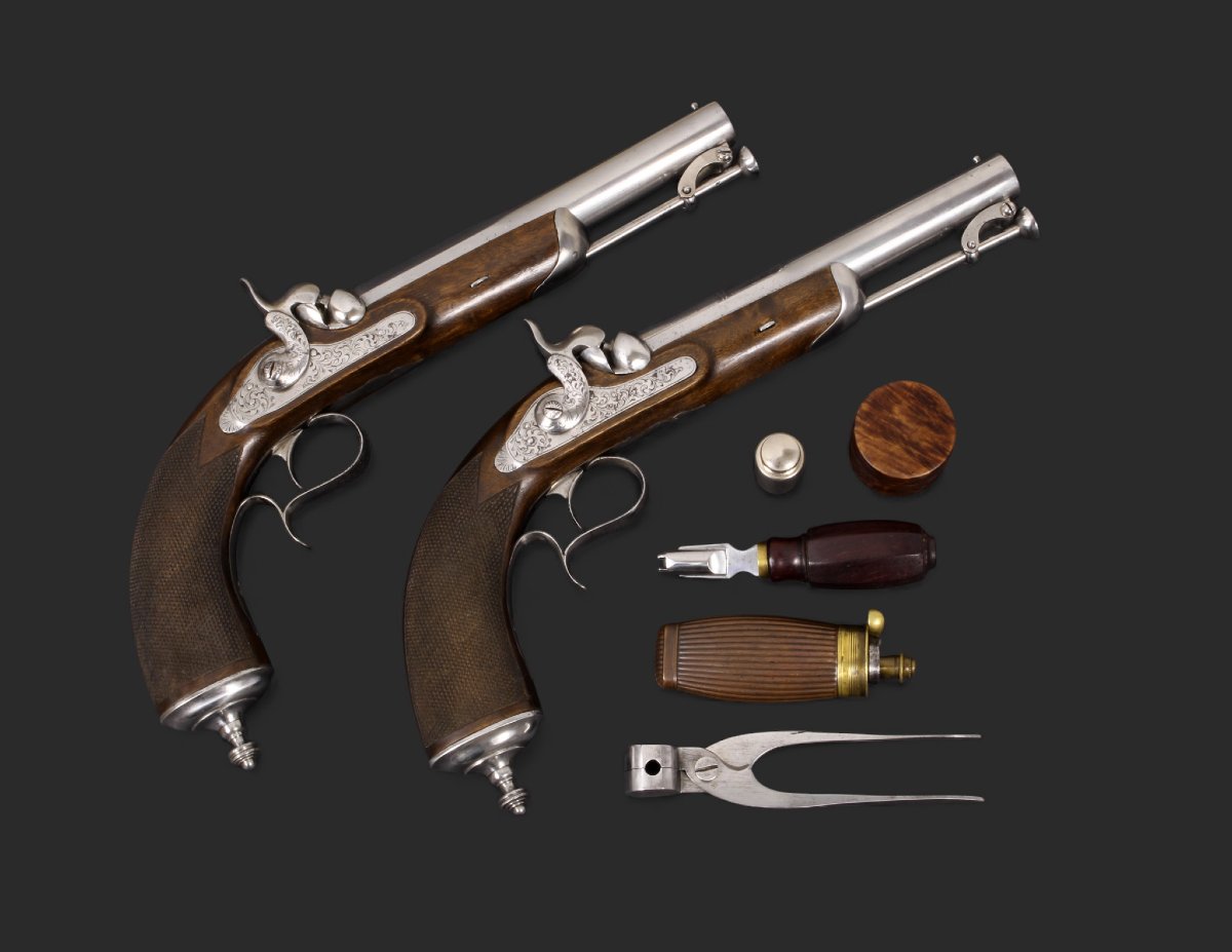 Cased Pair Of Percussion Pistols, Signed A Camus In Paris, France, Circa 1845.-photo-4