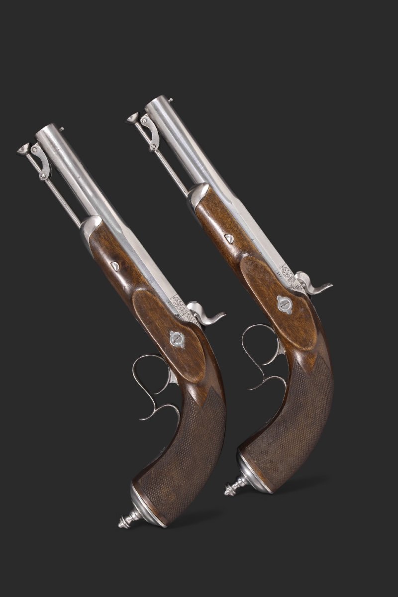 Cased Pair Of Percussion Pistols, Signed A Camus In Paris, France, Circa 1845.-photo-1