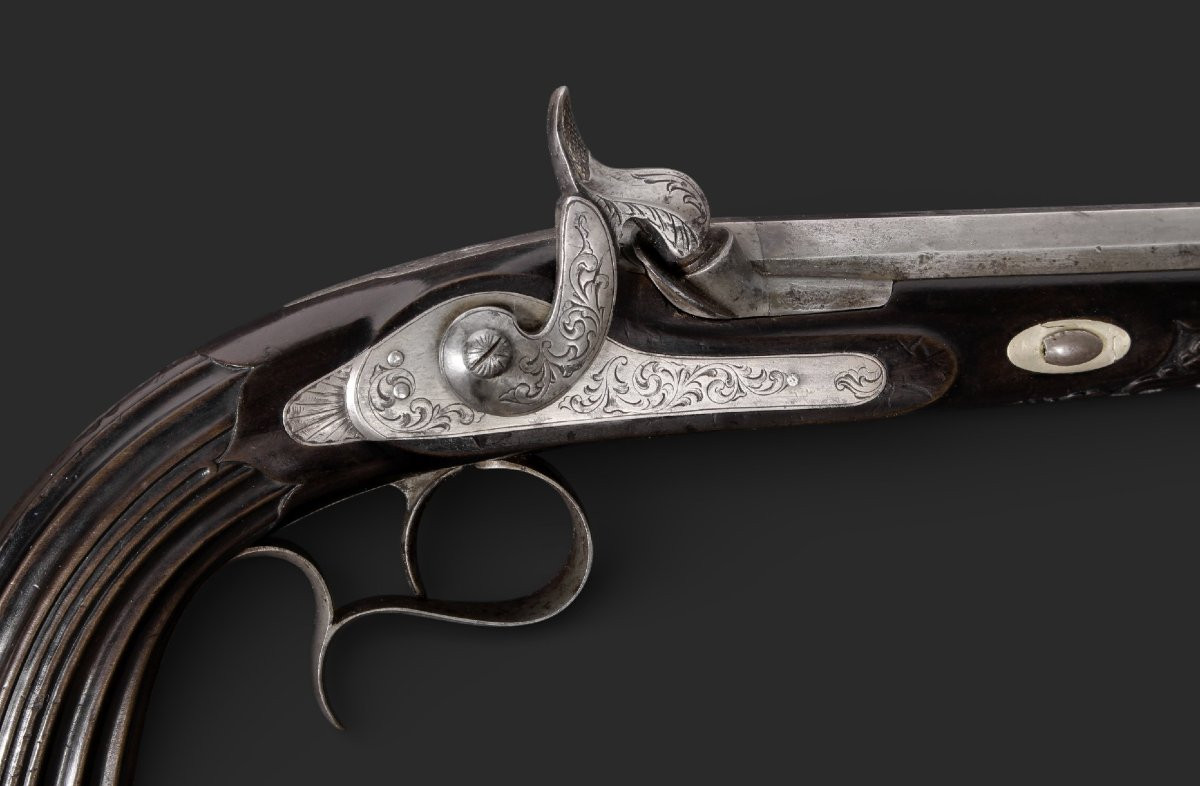 Coffret avec pistolet à percussion signé « CARON ARQUEBUSIER DE L’EMPEREUR À PARIS », vers 1860-photo-2