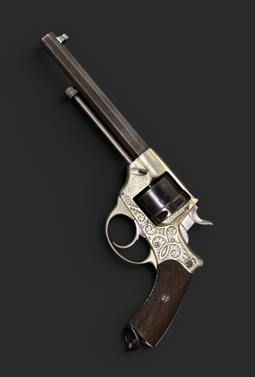 Revolver belge Pirlot Frères à Liège, carcasse en maillechort, daté 1872, calibre 11 mm.-photo-2