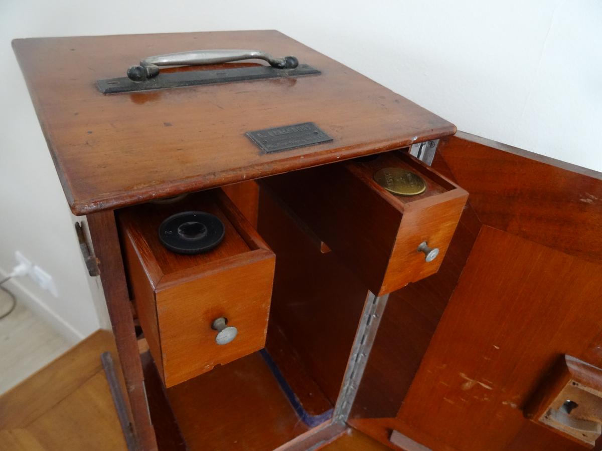 MICROSCOPE ANCIEN .DEBUT XXéme. G.BERLEMONT .Constructeur .-photo-2