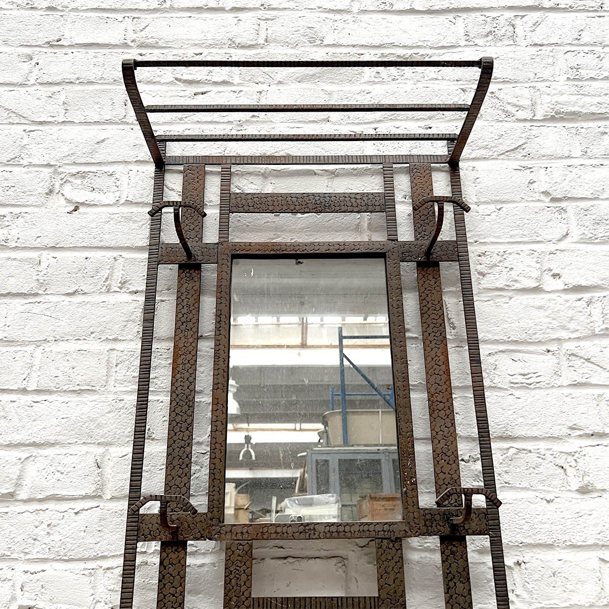 Art Deco Hammered Iron Coat Rack-photo-3
