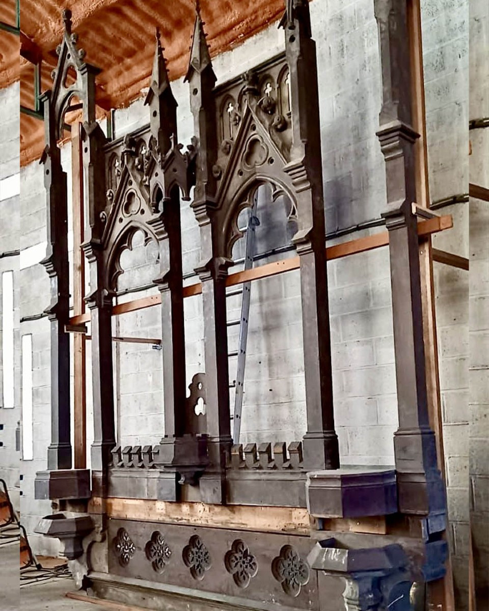 Antique Oak Organ