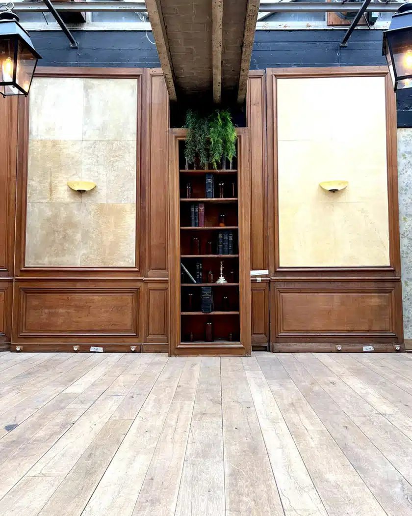 Parisian Empire Style Woodwork, 20 Meters-photo-2
