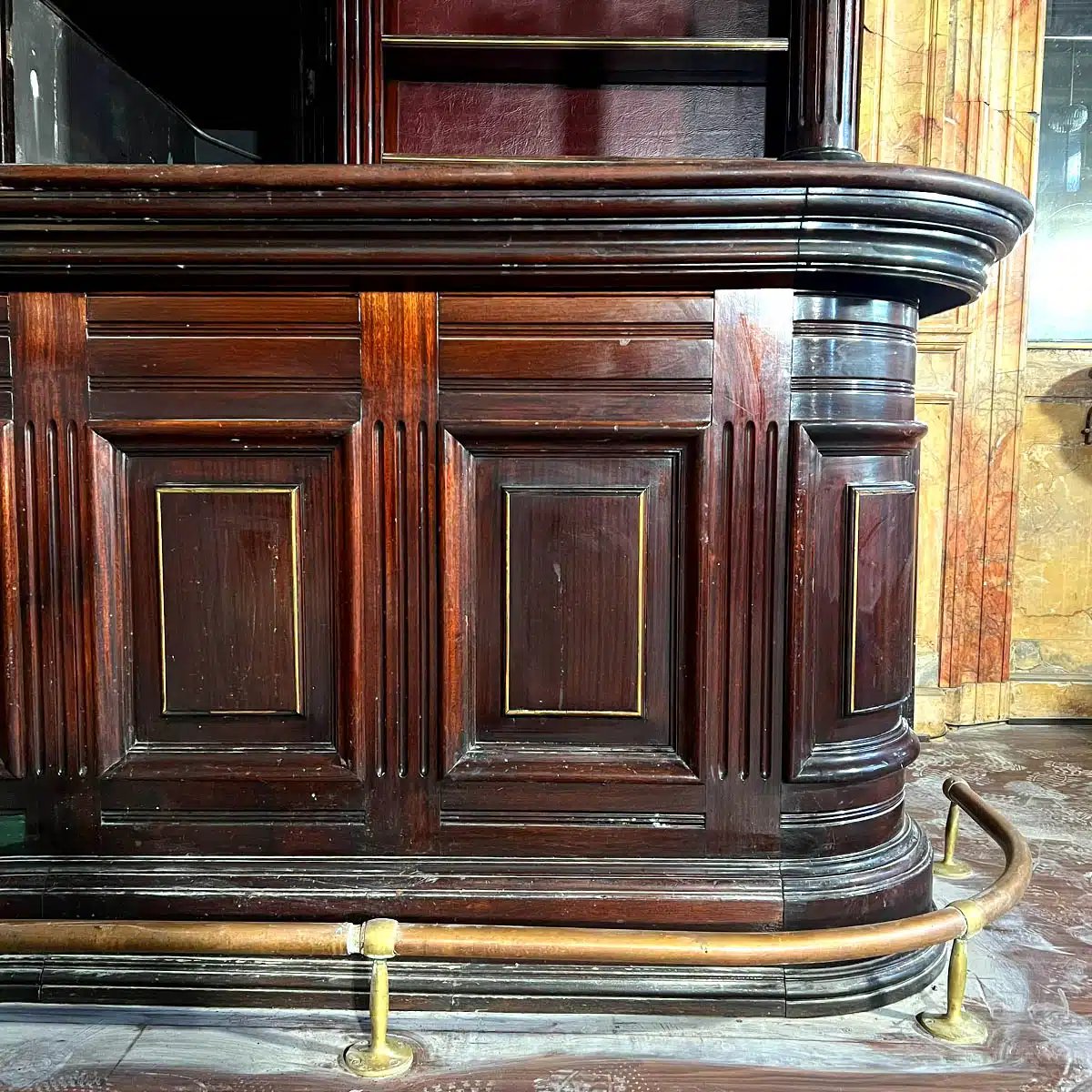 Corner Bar Counter And Back Bar-photo-4