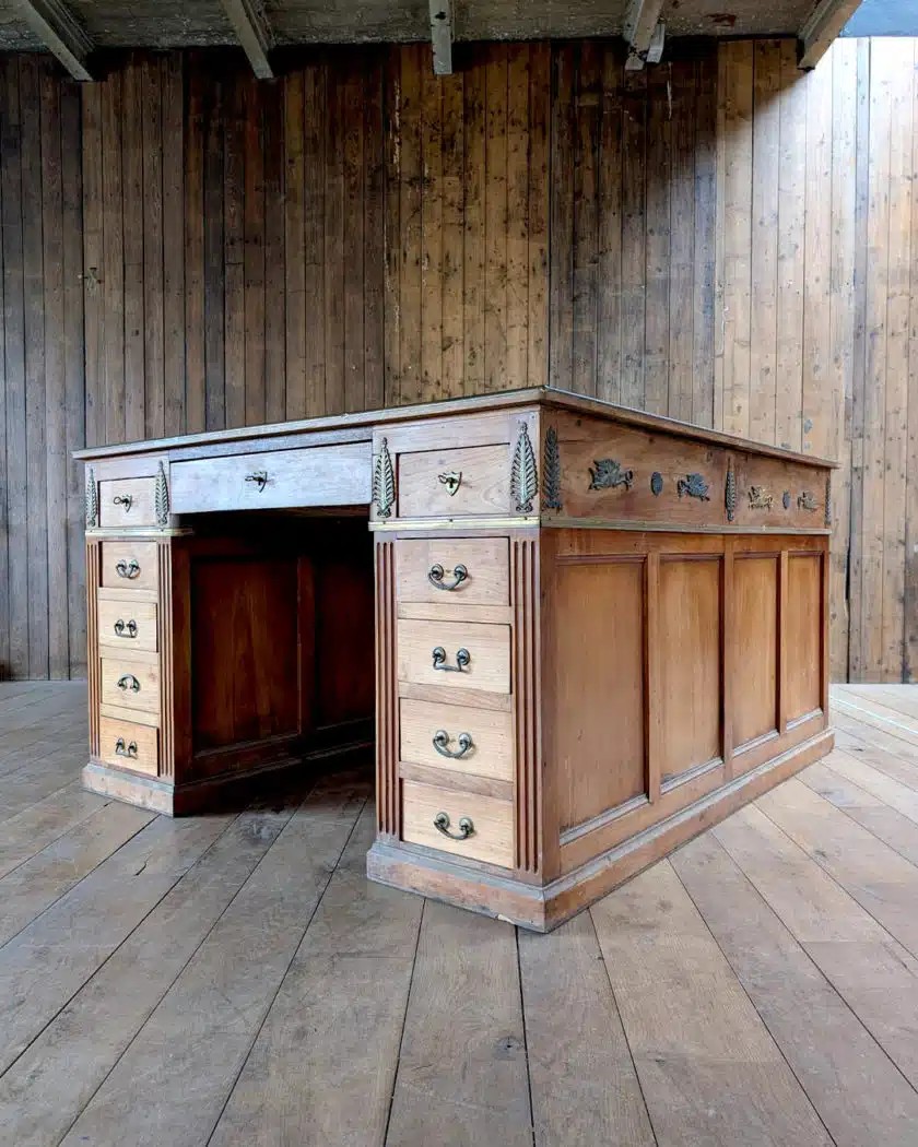 Notary Office