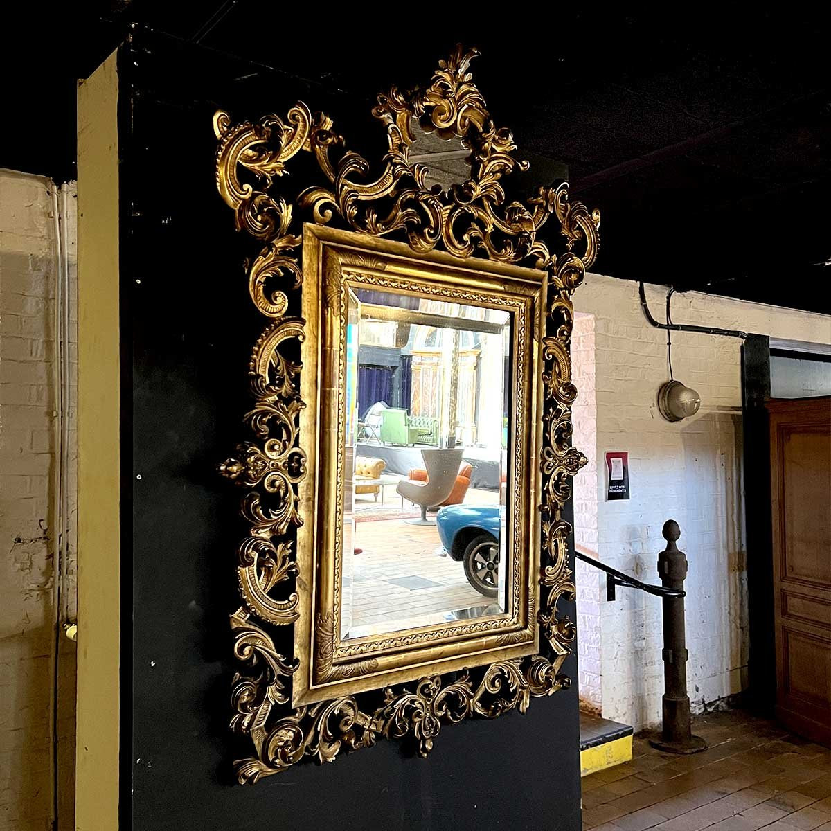 Miroir en bois et stuc doré de style rocaille Louis XV-photo-2