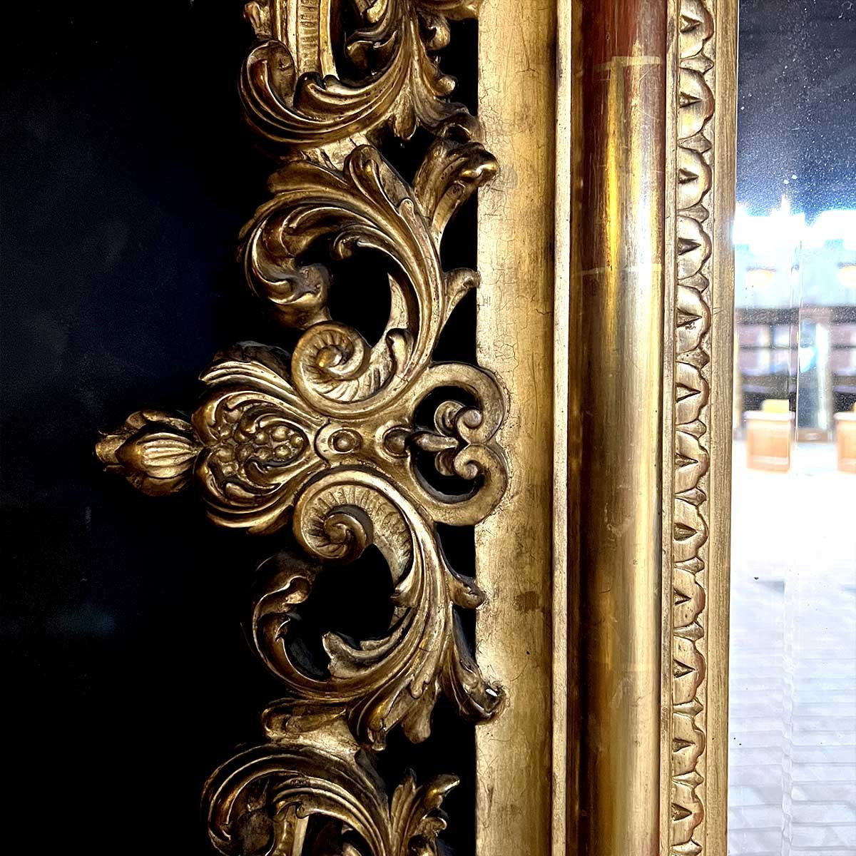 Miroir en bois et stuc doré de style rocaille Louis XV-photo-3
