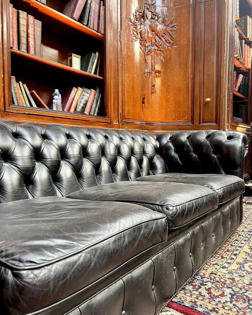 Chesterfield Black Leather-photo-2