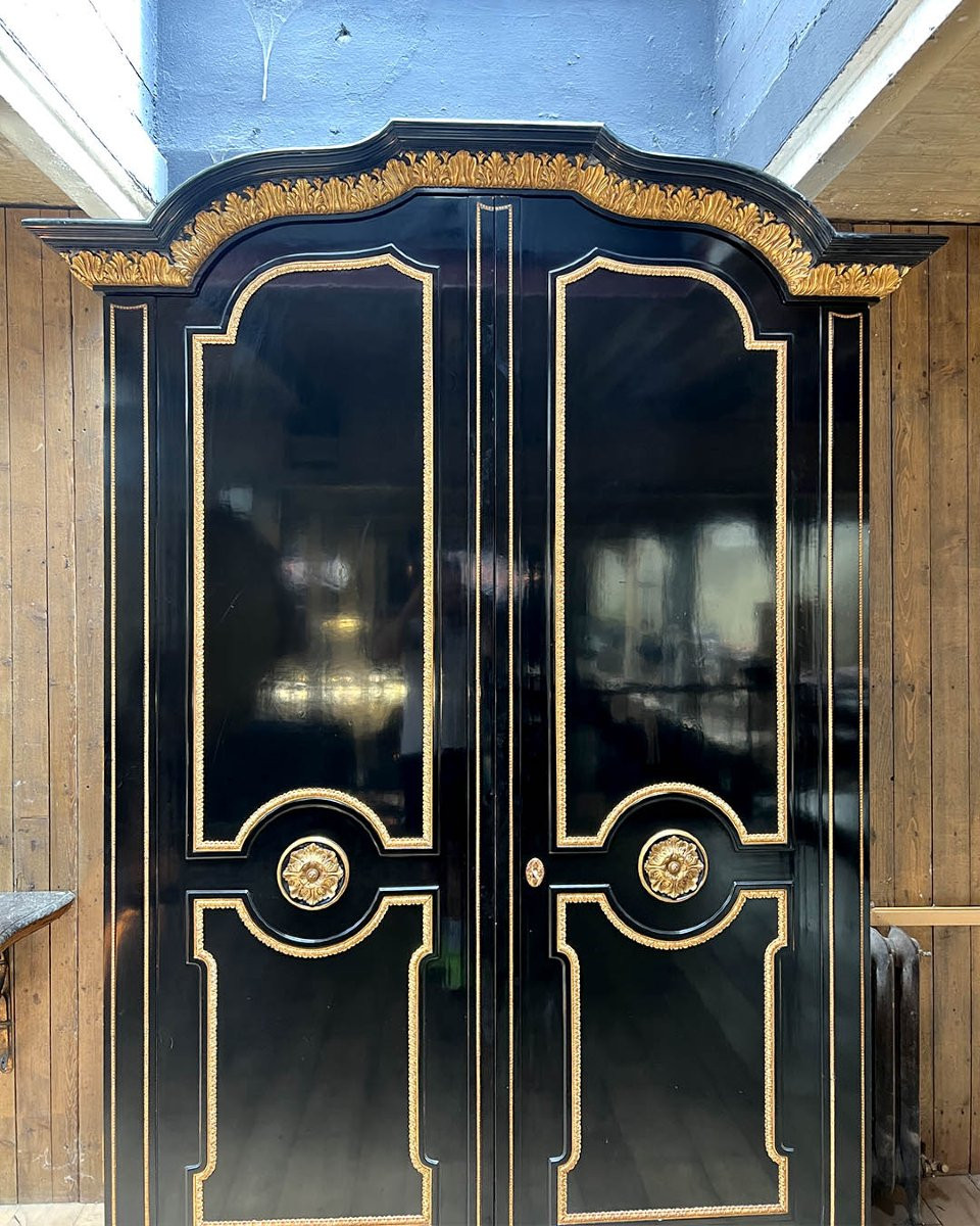 Large Wardrobe In Blackened And Gilded Wood-photo-1