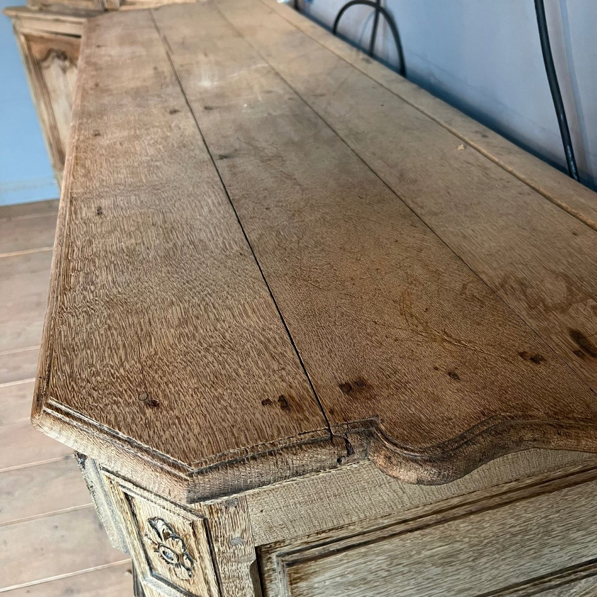 Louis XV Style Stripped Oak Liège Sideboard-photo-4