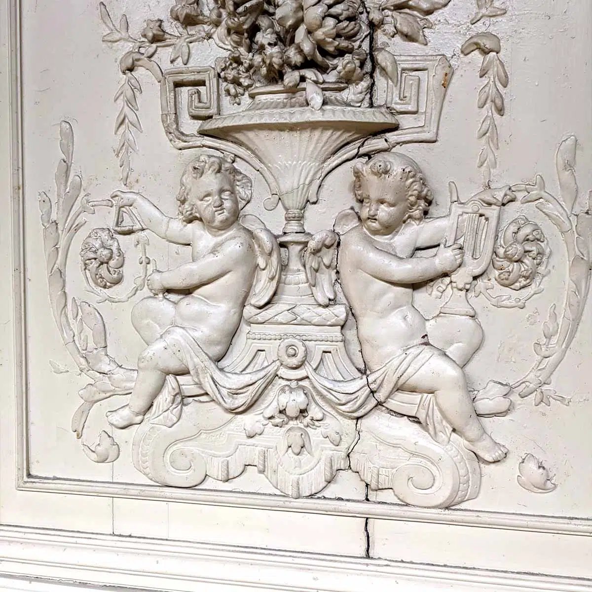 Set Of Woodwork Panels With Its Trumeau-photo-2
