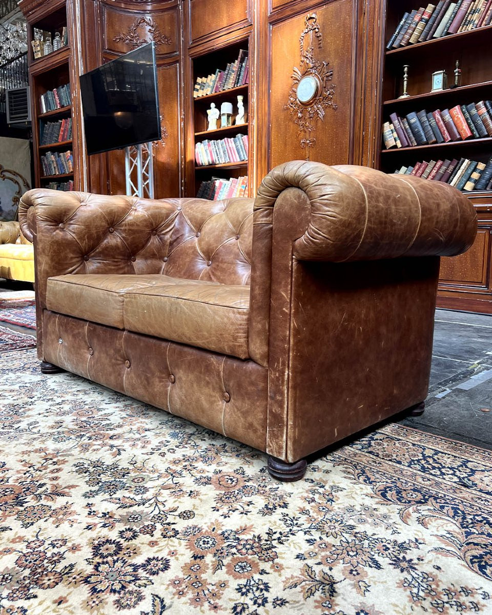 Canapé Chesterfield 2 places en cuir capitonné-photo-3