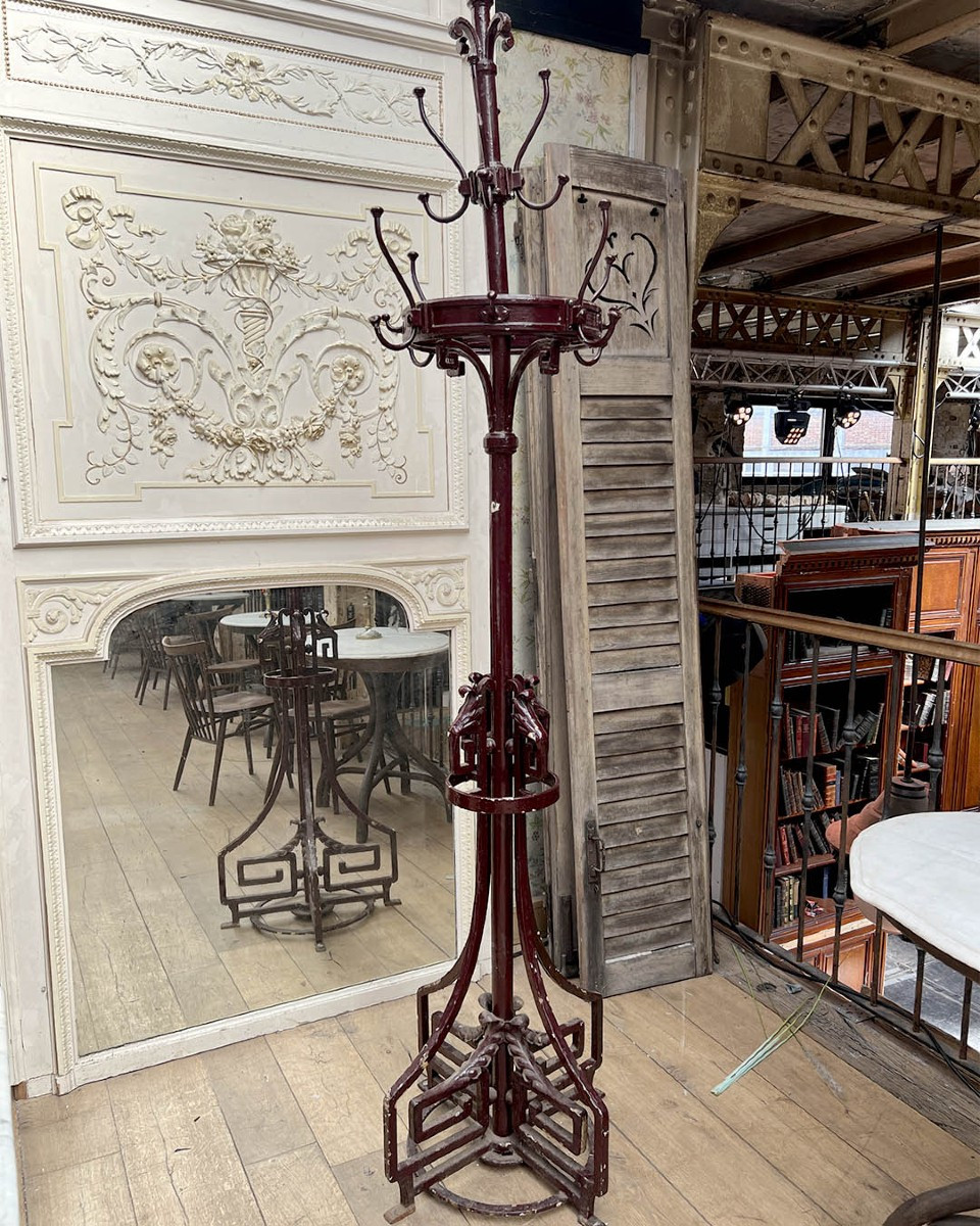 Porte manteau en fonte style Art déco