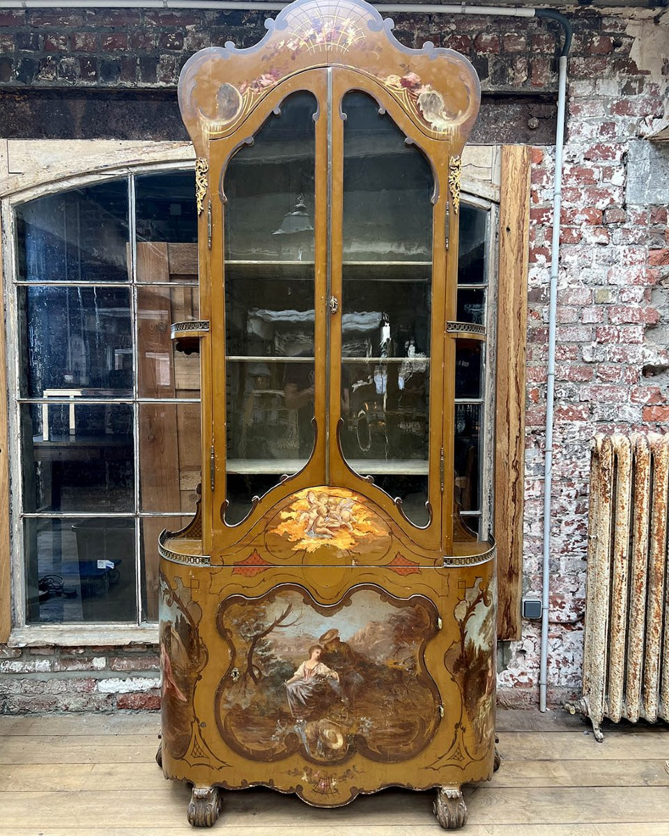 Italian Painted Display Case-photo-2