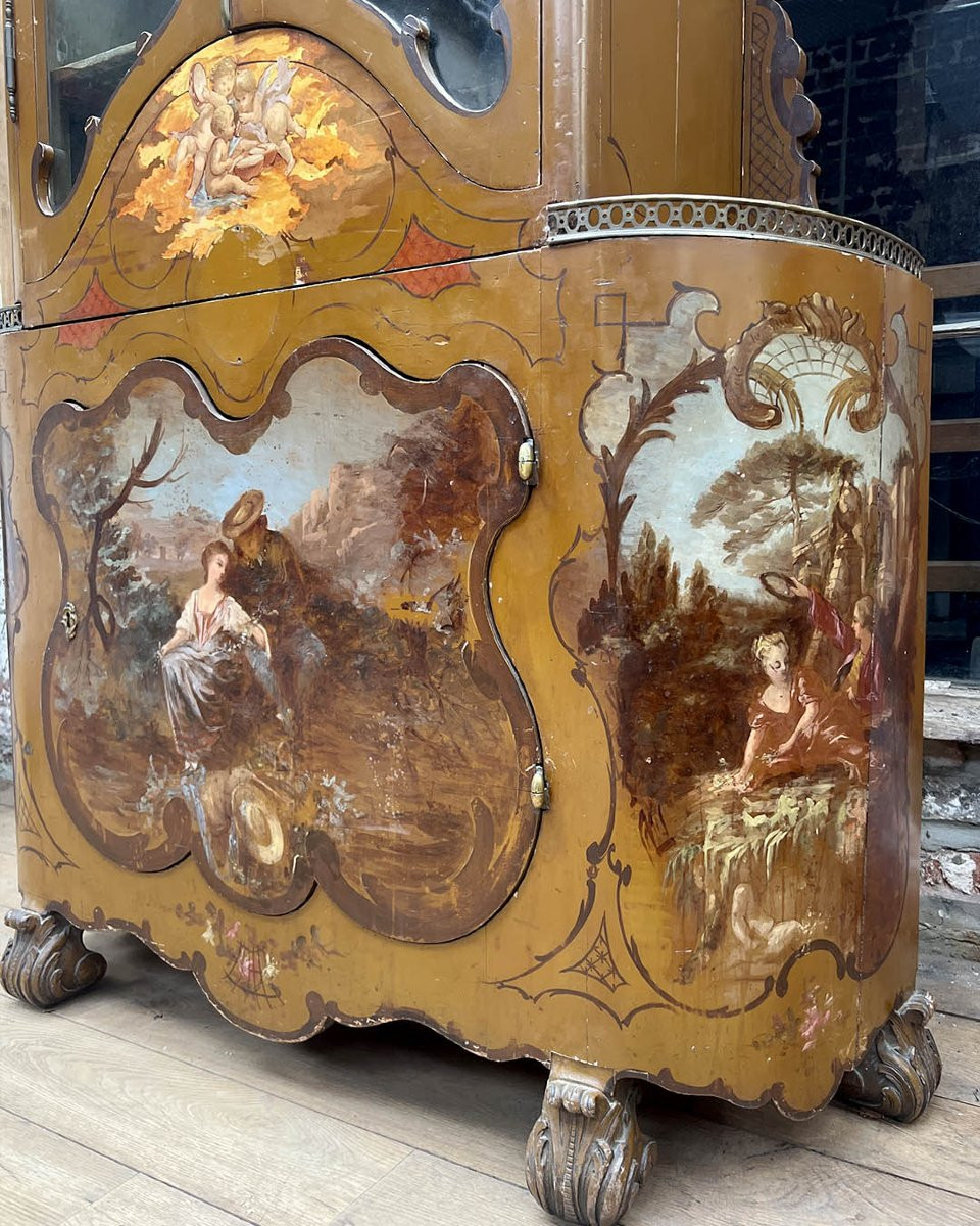 Italian Painted Display Case-photo-5