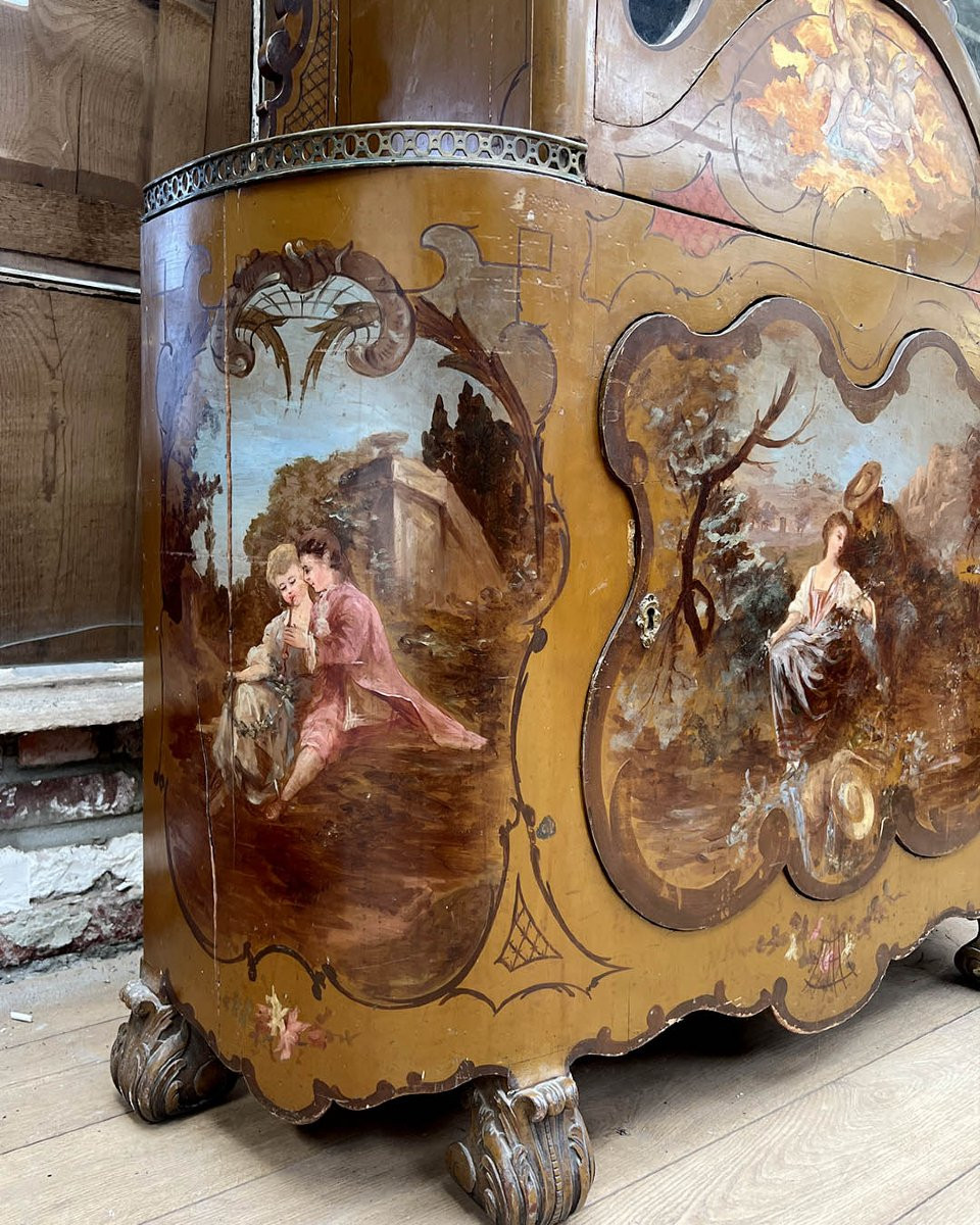 Italian Painted Display Case-photo-7